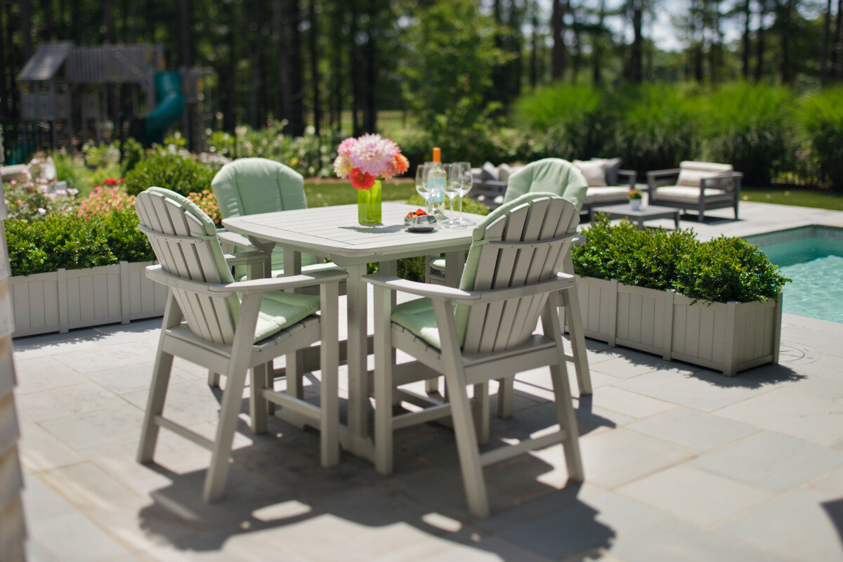 Portsmouth Balcony Table 42" x 42" (067)